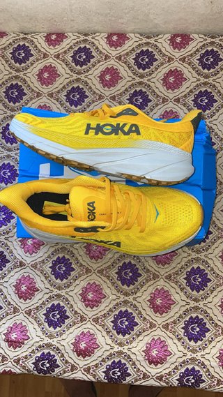 Zapatillas Hoka Amarillas Nuevas