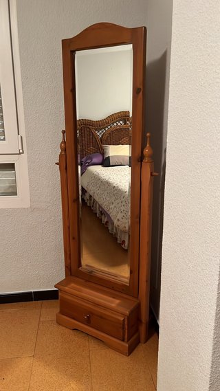 Espejo de pie madera con cajón