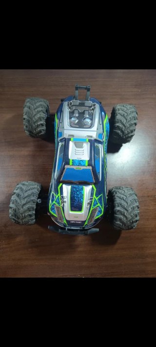Coche RC 4x4 Todoterreno 1:16 50 Km/h
