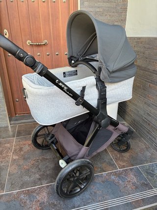 Jané Muum Trío Silla + Capazo + Grupo 0