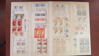 Libro Sellos Españoles Años 80-90