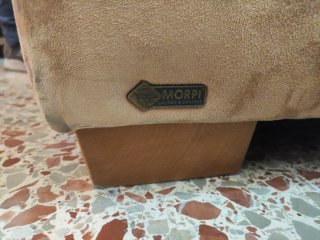 Sofá de 2 plazas beige y marrón