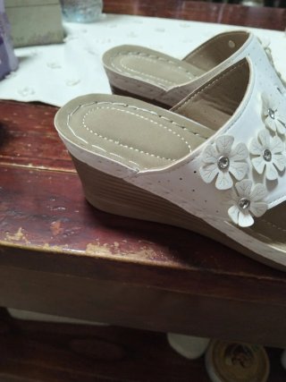 Sandalias blancas flores n°37