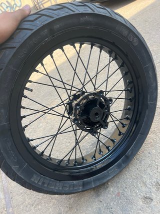 Llanta Trasera Moto 130/70-17
