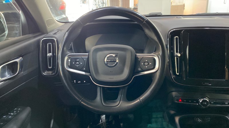 Volvo XC40 2021, foto 10