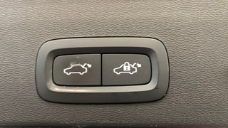 VOLVO XC40 T4 Twin Recharge Inscription Ex Aut