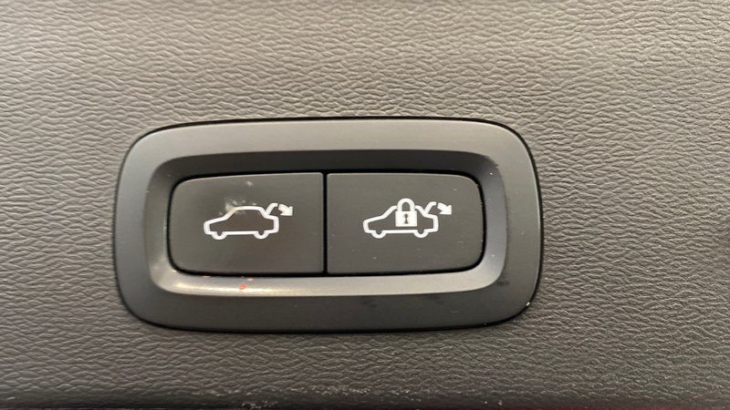 Volvo XC40 2021, foto 15