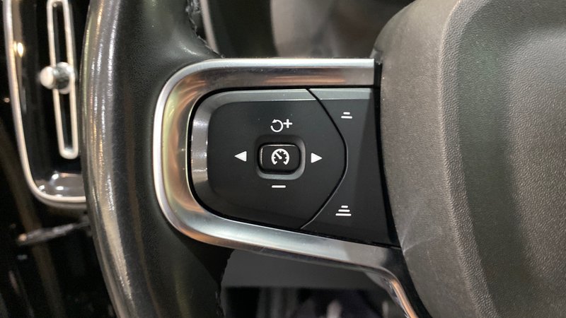 Volvo XC40 2021, foto 21
