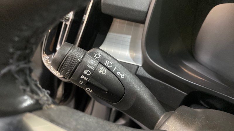 Volvo XC40 2021, foto 24
