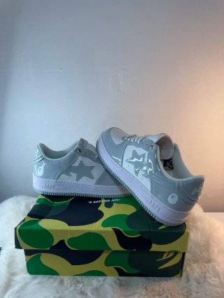 zapatillas Bapesta Gris  Talla 43