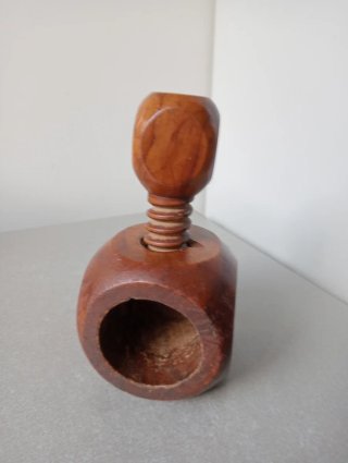 Cascanueces madera olivo Mallorca