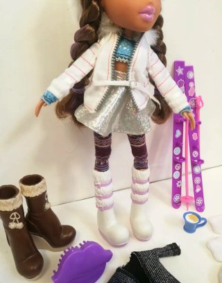 Bratz Snowkissed Yasmin 2015