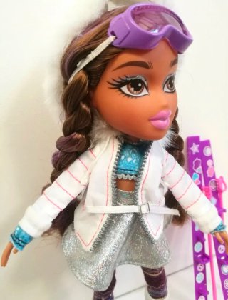 Bratz Snowkissed Yasmin 2015