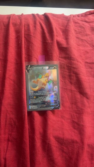 Carta Pokémon Dragonite V