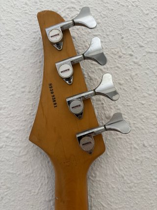 Bajo eléctrico Washburn Mercury MB-4 Vintage 90’s