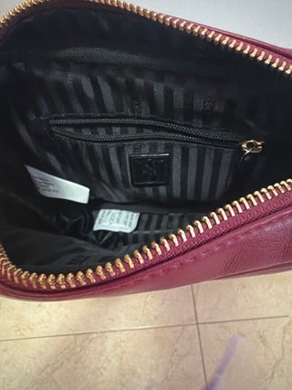 Bolso Victoria's Secret Frambuesa y Dorado