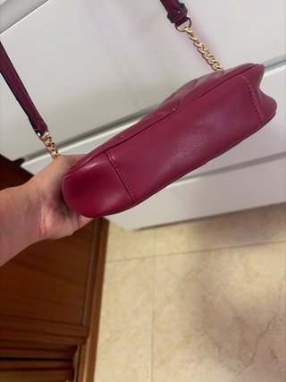 Bolso Victoria's Secret Frambuesa y Dorado