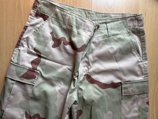Pantalón táctico camuflaje desierto