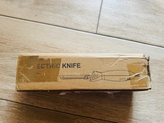 NUEVO! Cuchillo eléctrico con 2 cuchillas nuevo