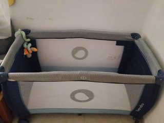 Cuna de viaje sin usar
