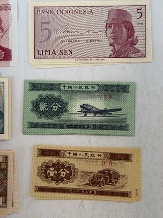 Chollo 200 billetes Internacionales.