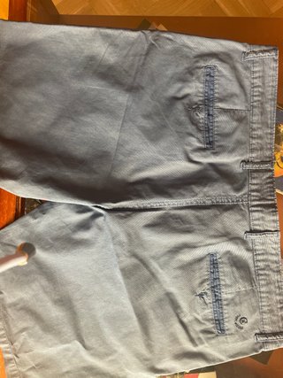Bermudas de caballero azules
