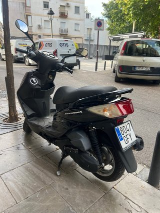 Yamaha Cignus X Scooter Negra