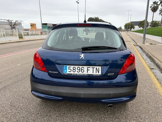 Peugeot 207 , 1.4 hdi 75 cv