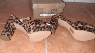 Sandalias Tionisu Animal Print Talla 38