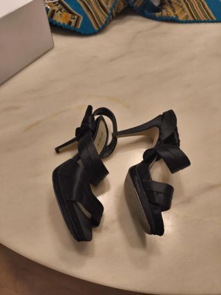Zapatos de tacón MENBUR negros