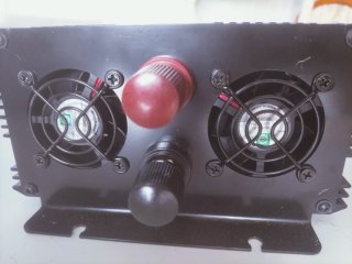 Inversor de Tensión 12V DC-AC 2500W
