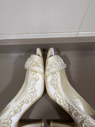 Zapatos de boda tacón blanco