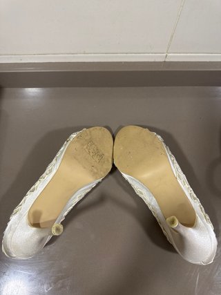 Zapatos de boda tacón blanco