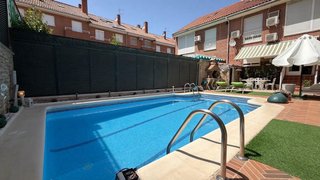 Servicios de mantenimiento de piscinas