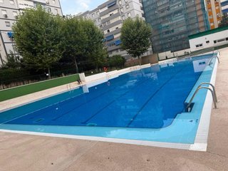 Servicios de mantenimiento de piscinas