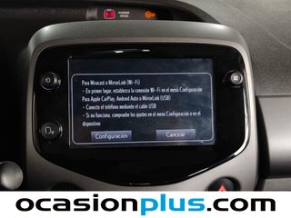 Toyota Aygo 1.0 70 x-play 53 kW (72 CV)
