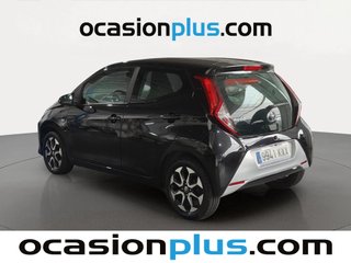 Toyota Aygo 1.0 70 x-play 53 kW (72 CV)