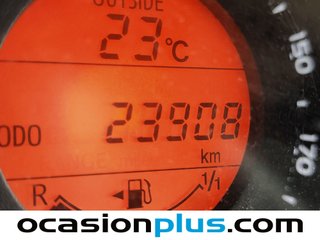 Toyota Aygo 1.0 70 x-play 53 kW (72 CV)