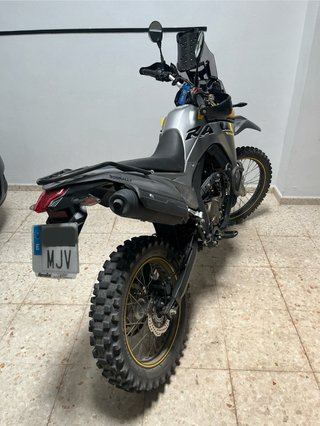 Voge 300 Rally Gris y Amarillo