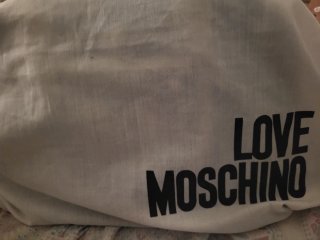 Bolso Moschino Negro y Beige
