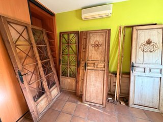 Puertas de madera antiguas interiores anticuario