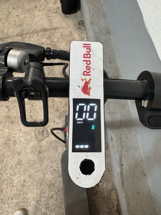 Patinete Eléctrico Xiaomi Red Bull KTM