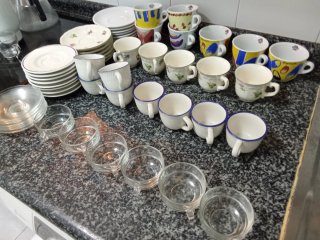 Juego Tazas y Platos, uno de San Claudio 1.3