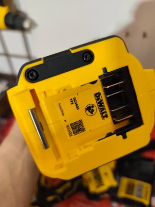 Dewalt Taladro y Amoladora Brushless