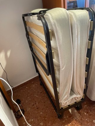 Cama Plegable con colchón de 80 de ancho por 2 m