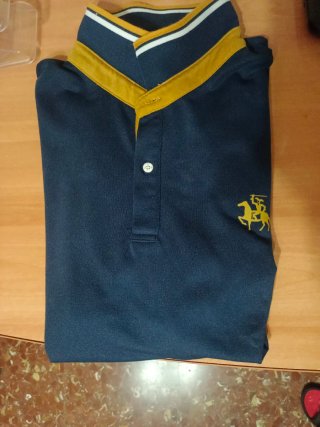 Polo azul marino L con logo caballero