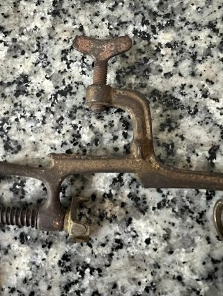 Cargador de cartuchos vintage madera y metal