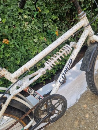 Bicicleta CONOR BMX vintage años 90