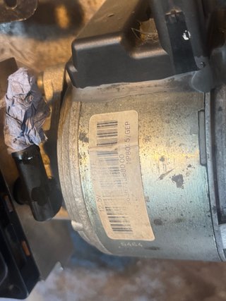 Bomba suspensión Citroën C6/C5