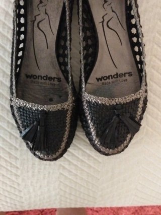 Zapatos Wonders Negros y Plateados (SIN ESTRENAR)